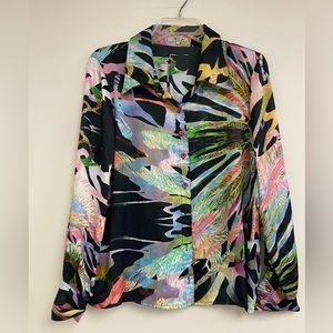 Mesmerize blouse top